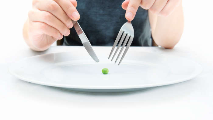 Nach der Diät wieder zugenommen? Zu wenig Essen macht nicht schlank