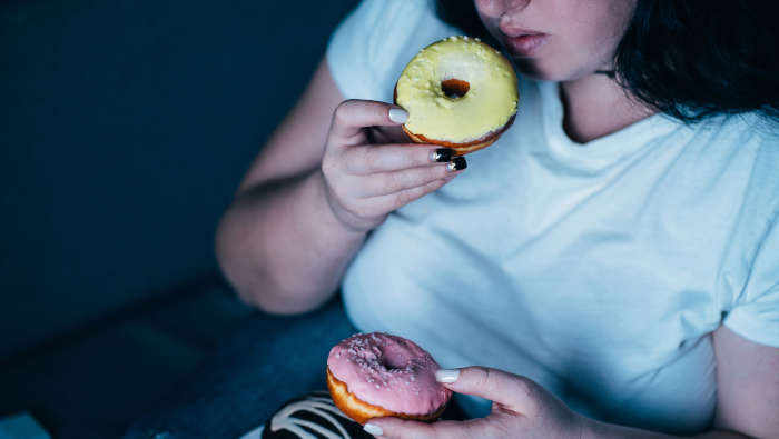 Essen als Belohnung und Trost: emotionales Essen als Grund für den Jojo Effekt