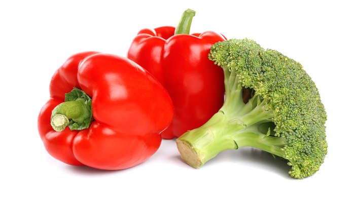 rote Paprika und Brokkoli: viele Ballaststoffe, wenig Kalorien